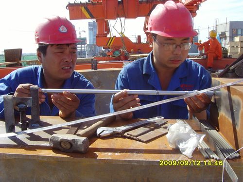 项目经验丰富 专业团队、 技术保证 项目经验丰富 专业团队、 技术保证